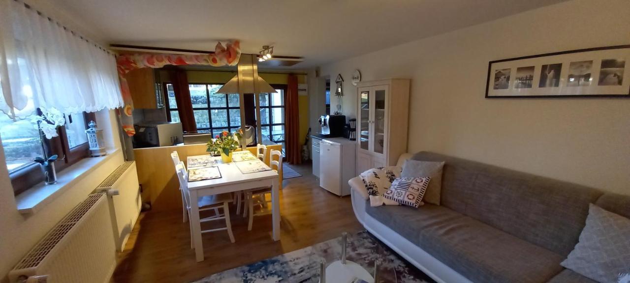 Rosenparadies Apartment Kröpelin Екстериор снимка