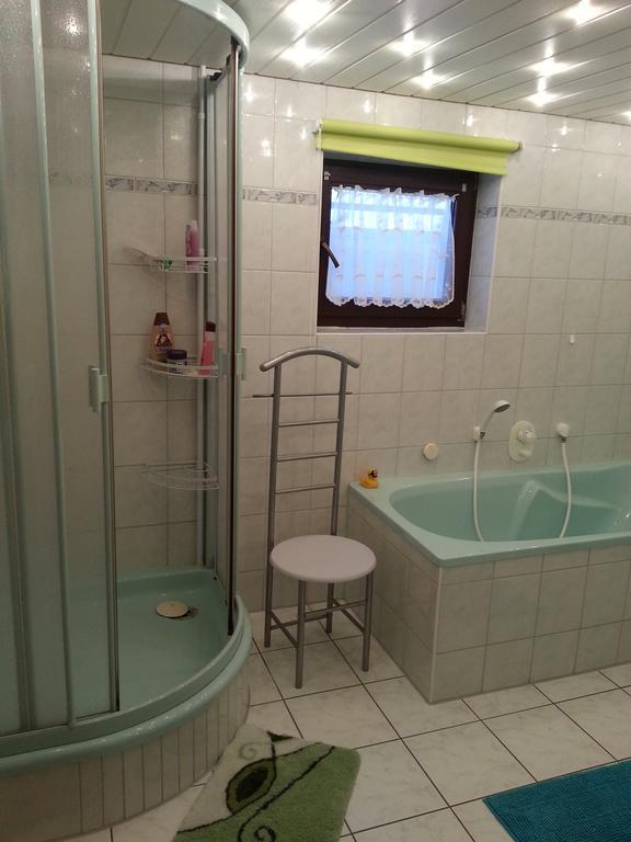 Rosenparadies Apartment Kröpelin Екстериор снимка