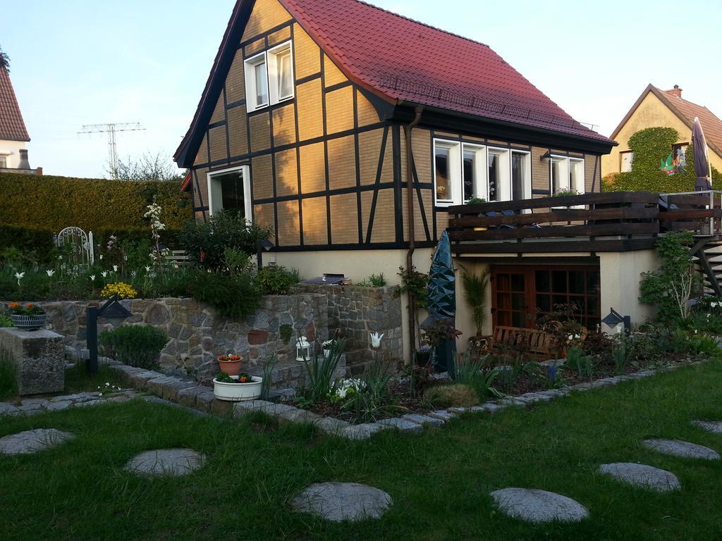 Rosenparadies Apartment Kröpelin Екстериор снимка